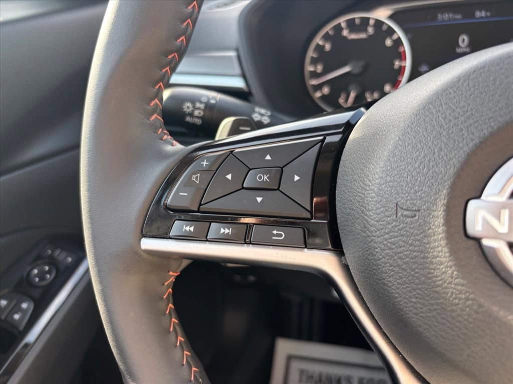 Used 2024 Nissan Altima 2.5 SR image 14