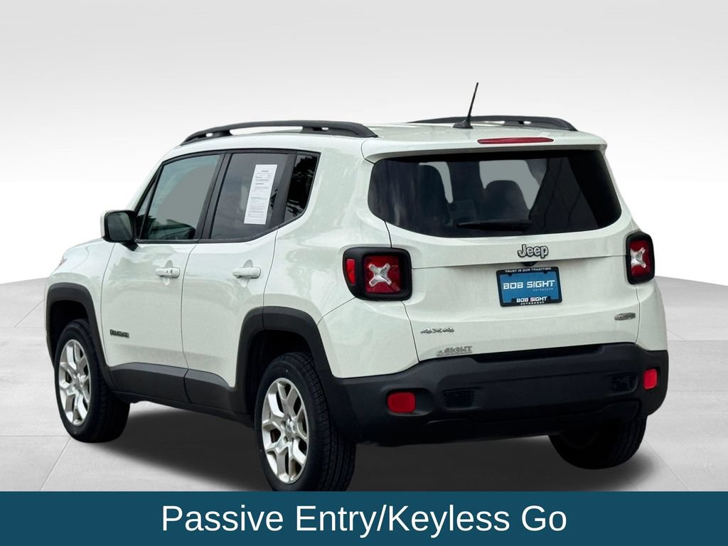 Used 2016 Jeep Renegade Latitude w/ Cold Weather Group AWD/4WD image 11