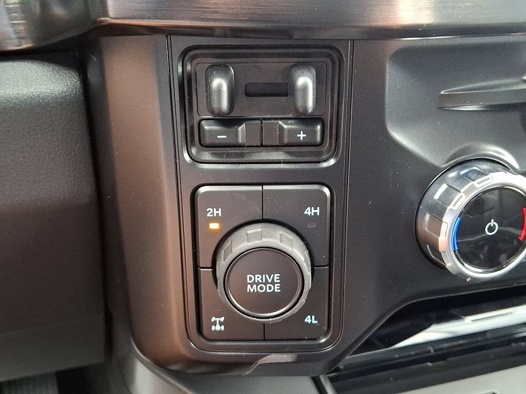 New 2026 Ford F250 Lariat w/ Black Appearance Package AWD/4WD image 16