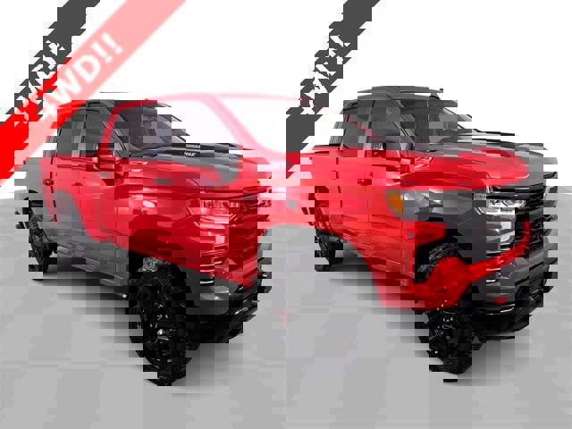 Used 2023 Chevrolet Silverado 1500 LT Trail Boss image 2