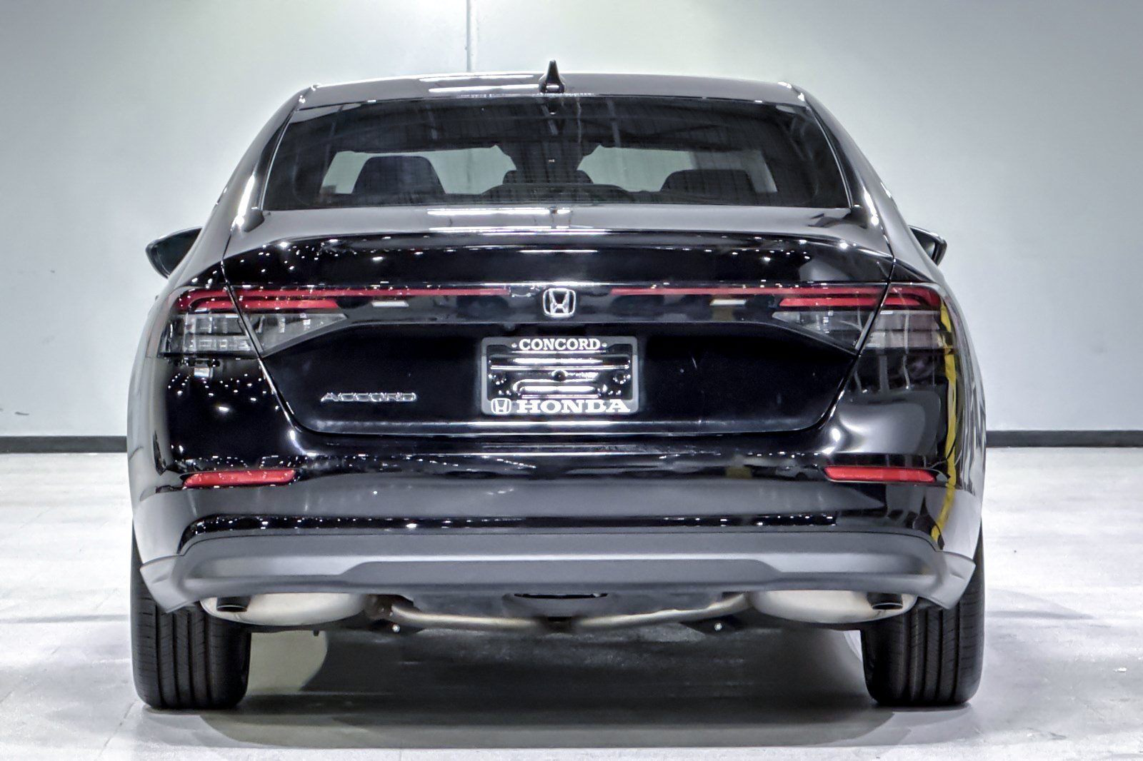 Used 2023 Honda Accord LX image 10