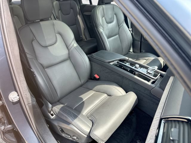 Certified 2024 Volvo XC90 B6 Ultimate w/ Lounge Package AWD/4WD image 31