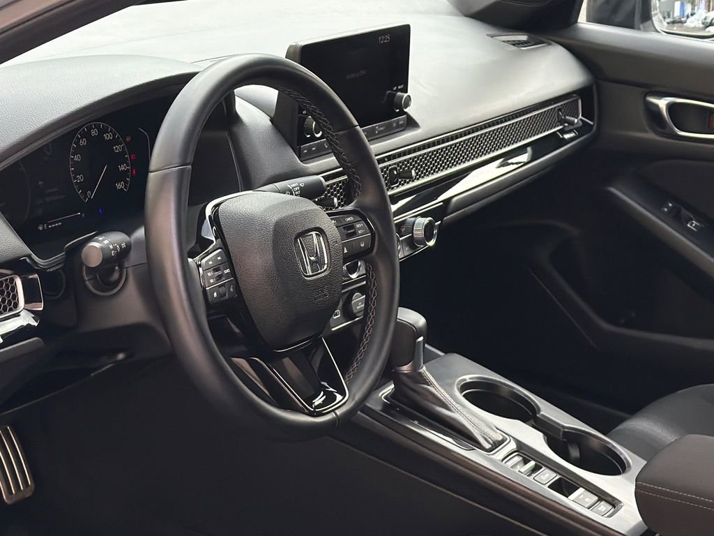Used 2024 Honda Civic Sport image 13