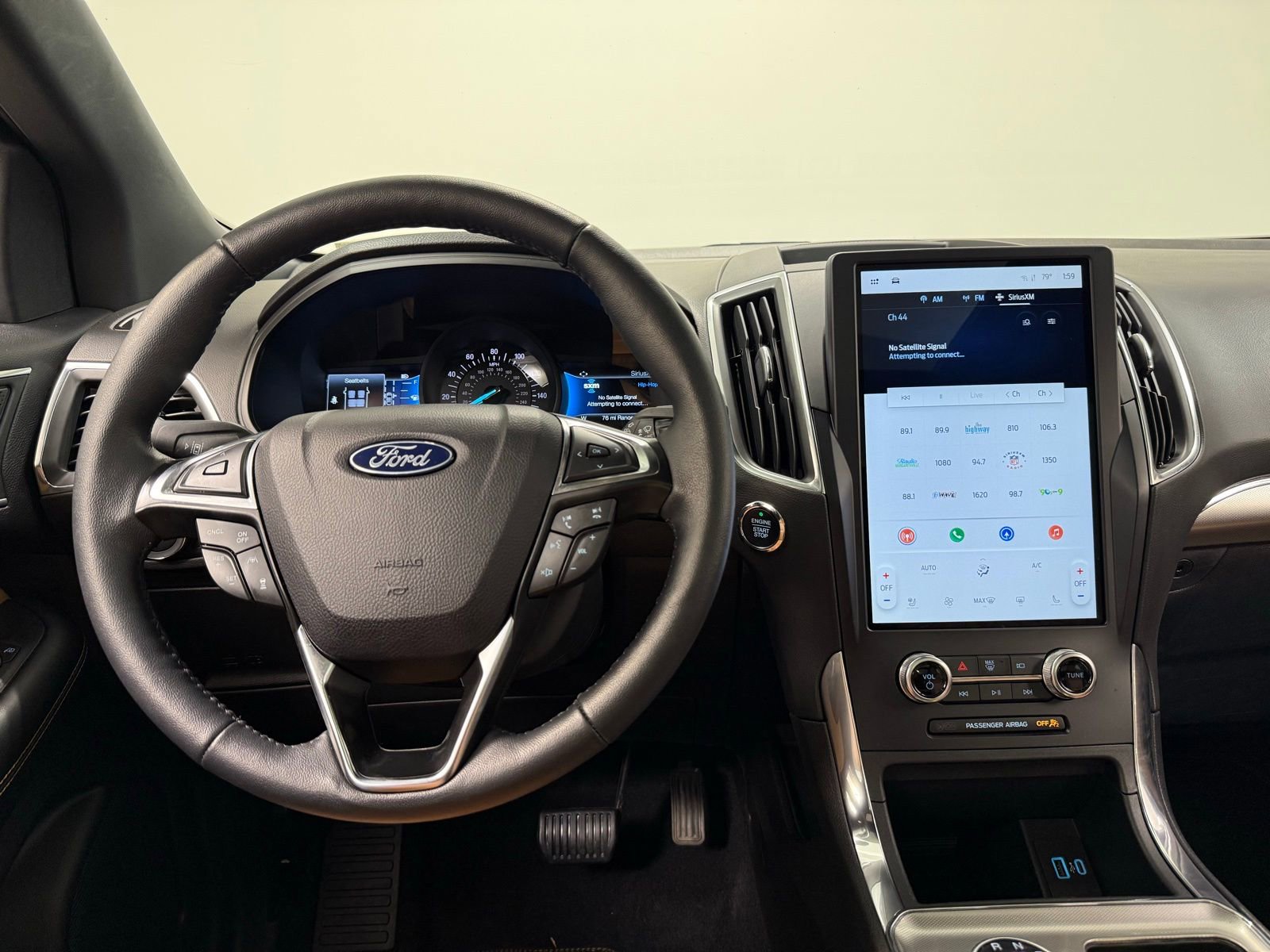 Used 2024 Ford Edge Titanium w/ Titanium Elite Package image 28