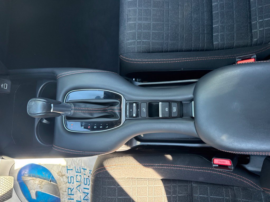 Certified 2024 Honda HR-V Sport image 17