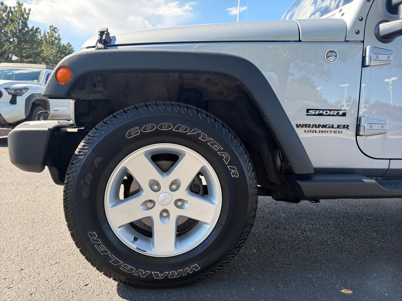 Used 2015 Jeep Wrangler Unlimited Sport w/ Quick Order Package 24S AWD/4WD image 10