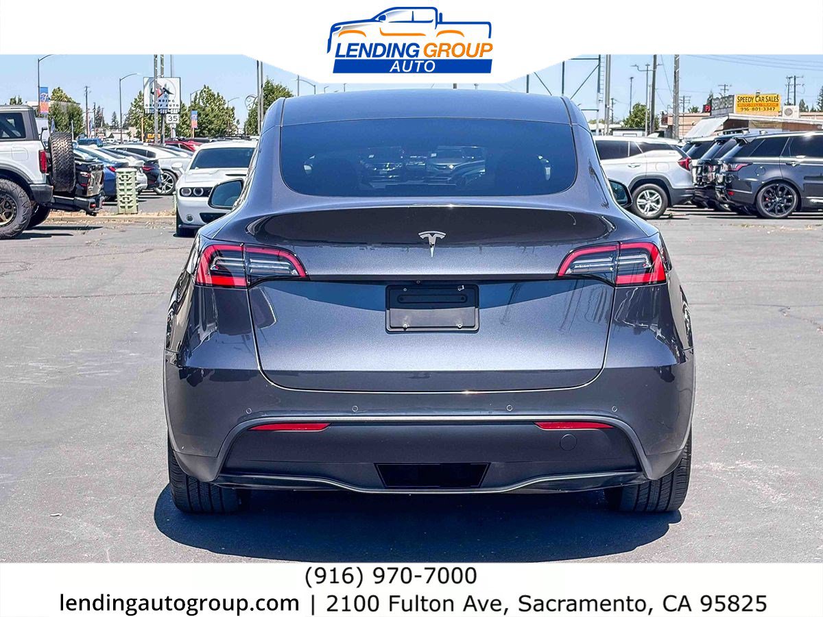 Used 2021 Tesla Model Y 2WD image 3