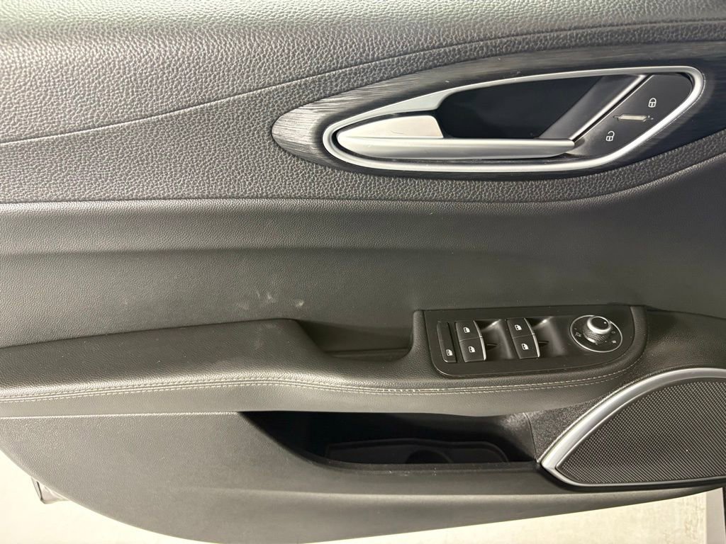 Used 2019 Alfa Romeo Giulia image 22