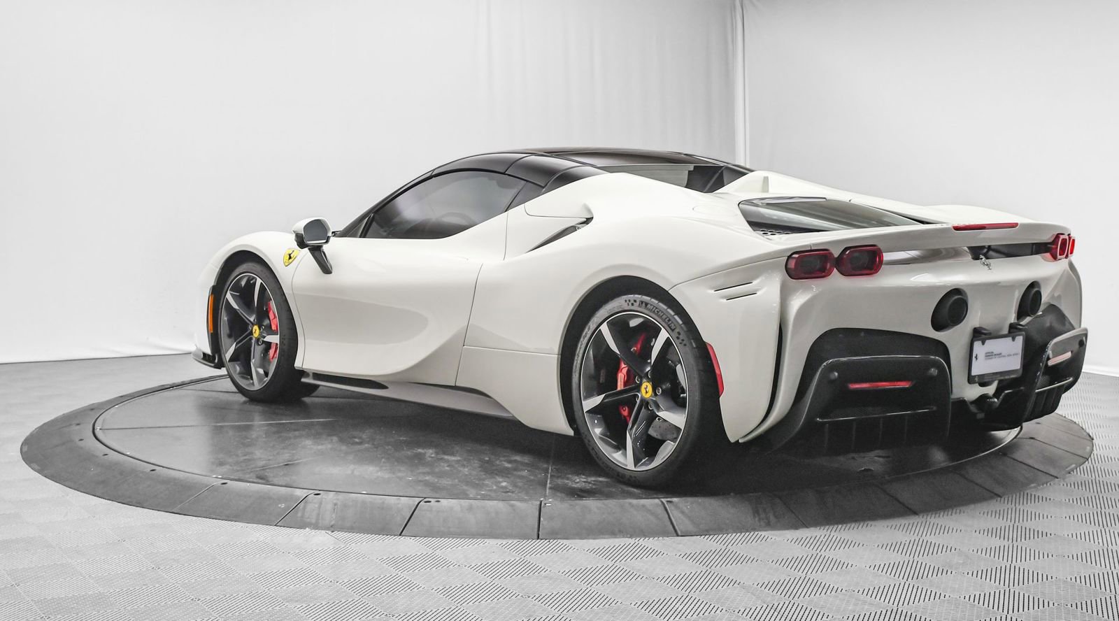 Used 2023 Ferrari SF90 Spider Bianco Avus image 61