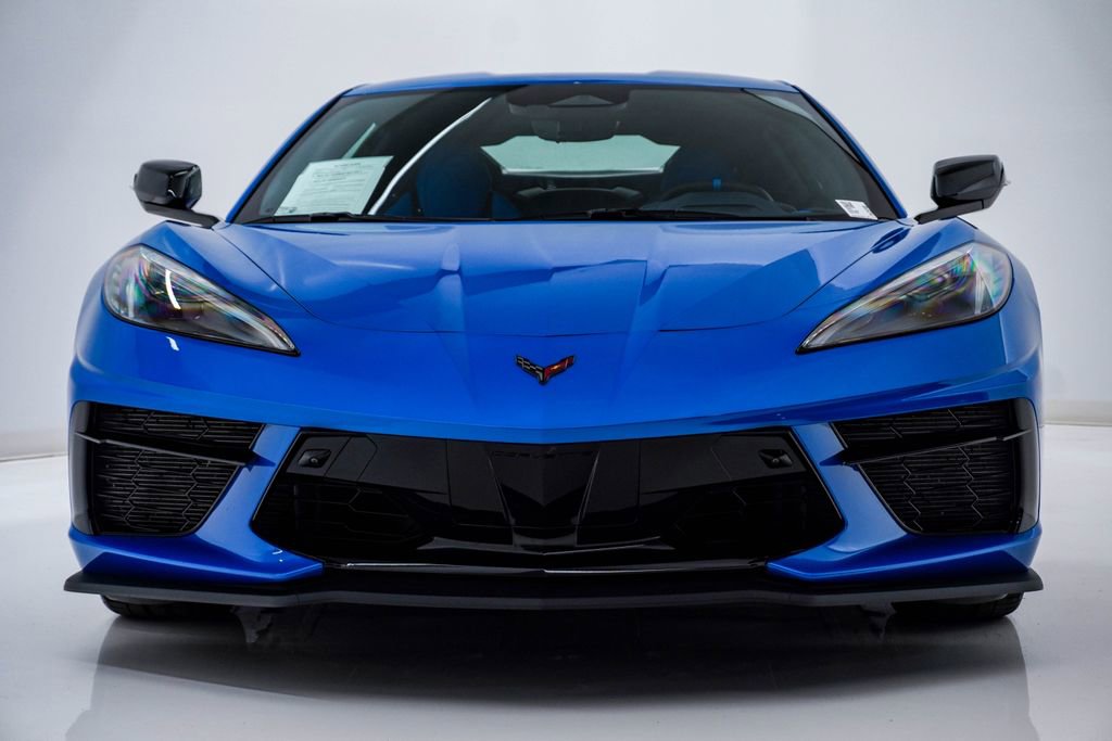 Used 2025 Chevrolet Corvette Stingray Premium Cpe w/ Z51 Performance Package RWD image 6