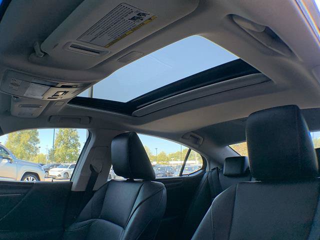 Certified 2023 Lexus ES 350 w/ Premium Package FWD image 22