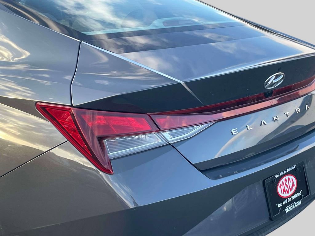 Used 2023 Hyundai Elantra SEL image 10