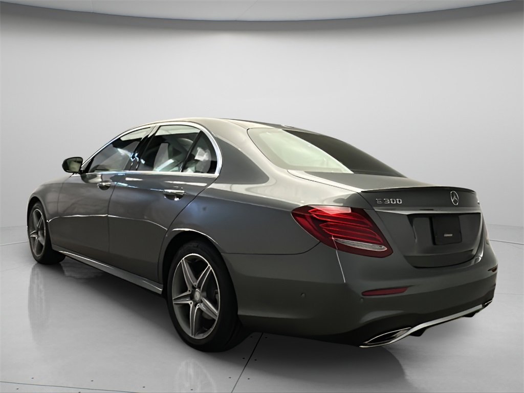 Used 2017 Mercedes-Benz E 300 4MATIC image 6