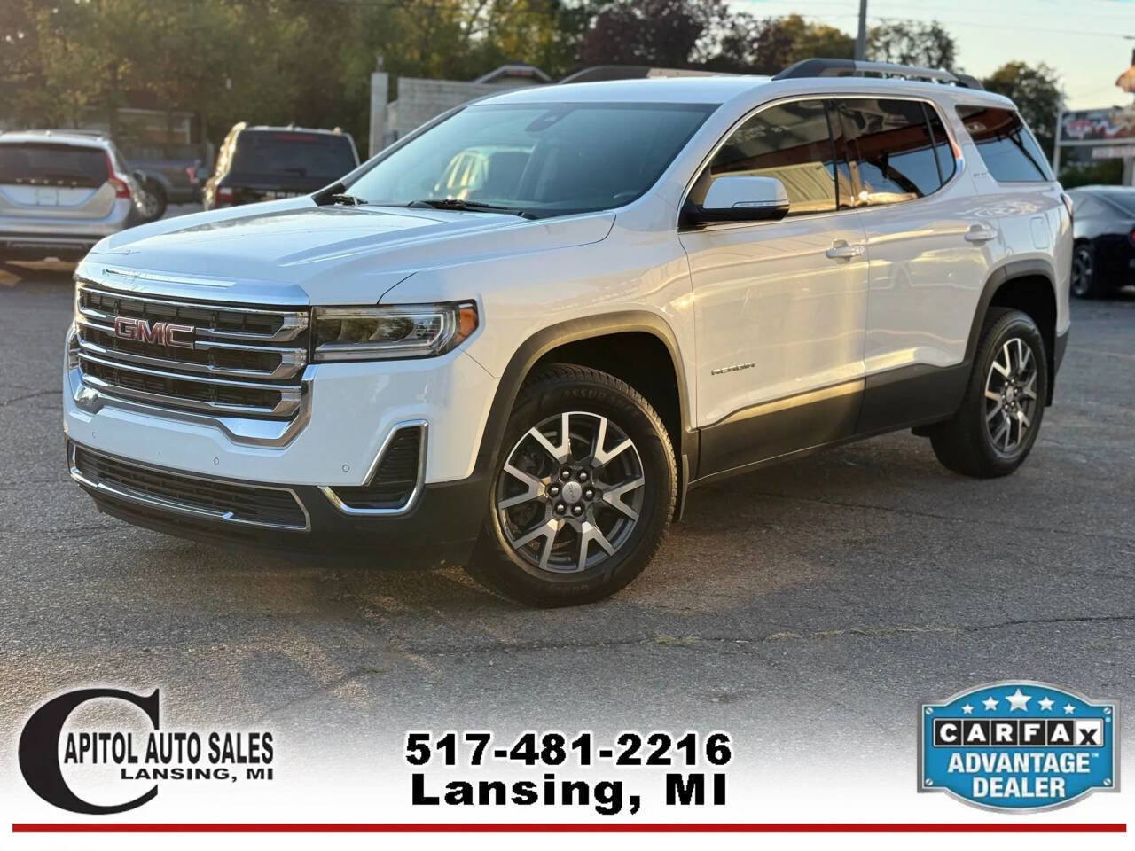 Used 2021 GMC Acadia SLE w/ Driver Convenience Package image 4