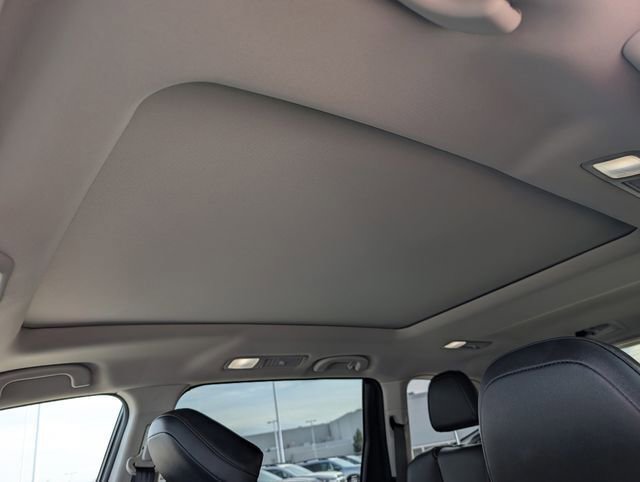 Certified 2025 Subaru Ascent Bronze Edition w/ Popular Package #2 image 18