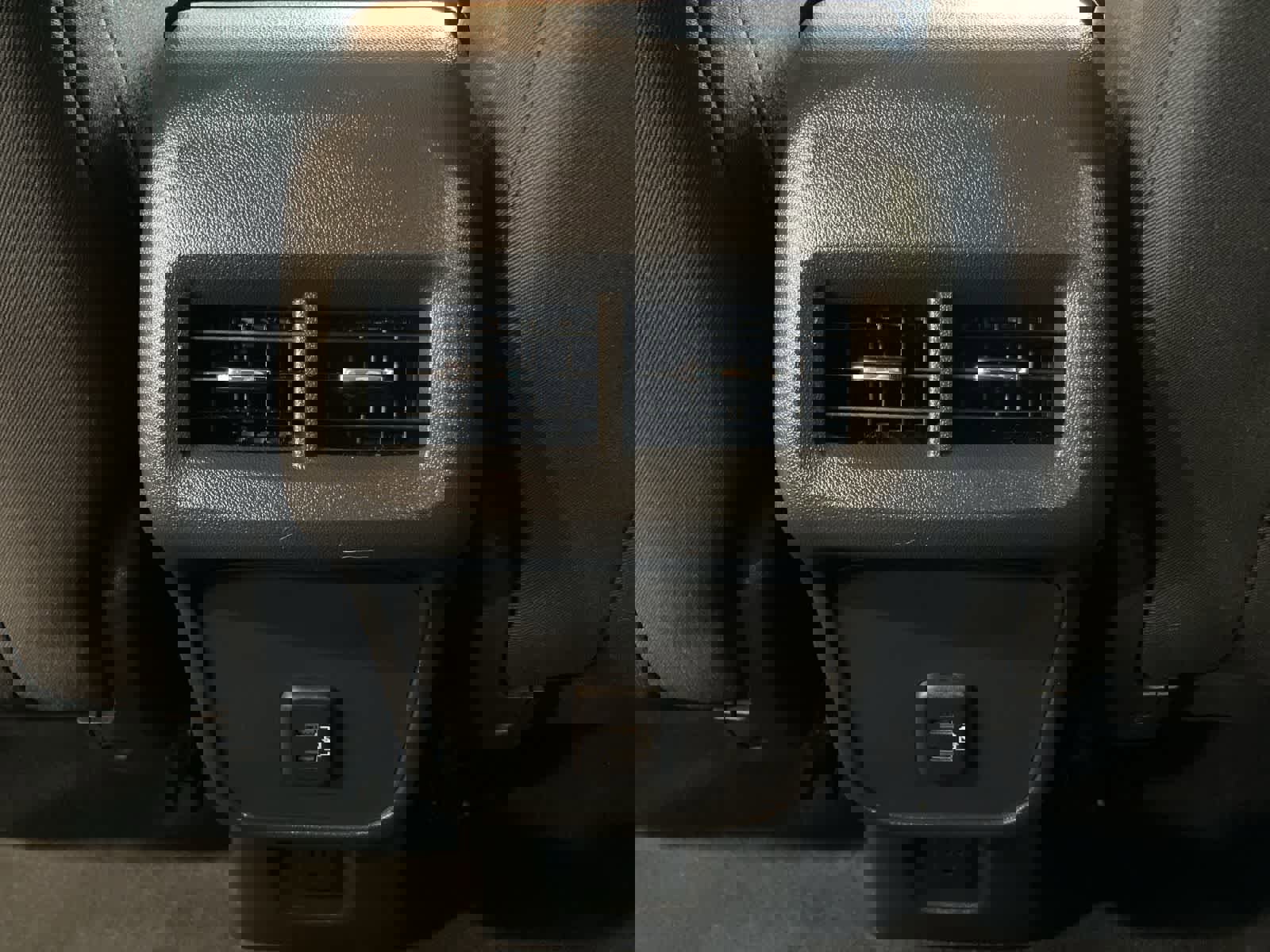 Used 2023 Chevrolet Equinox LT image 24