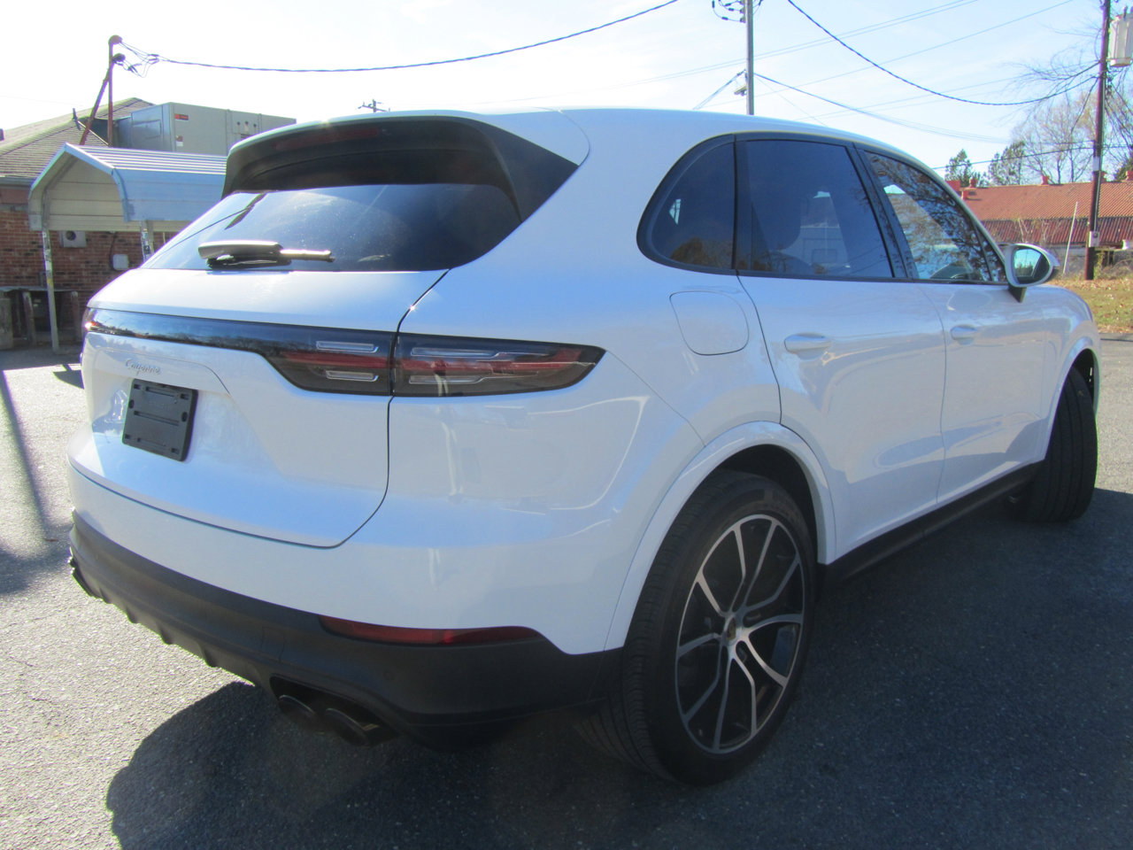 Used 2022 Porsche Cayenne Premium Package image 9