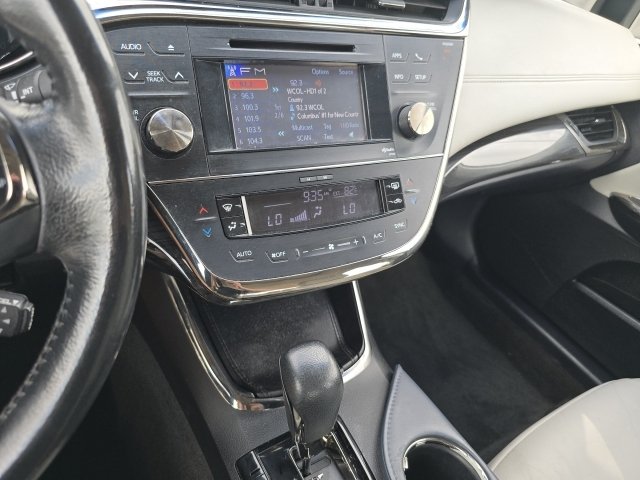 Used 2014 Toyota Avalon XLE Touring FWD image 17