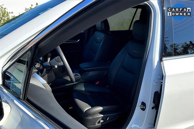 Used 2023 Cadillac XT6 Luxury image 25