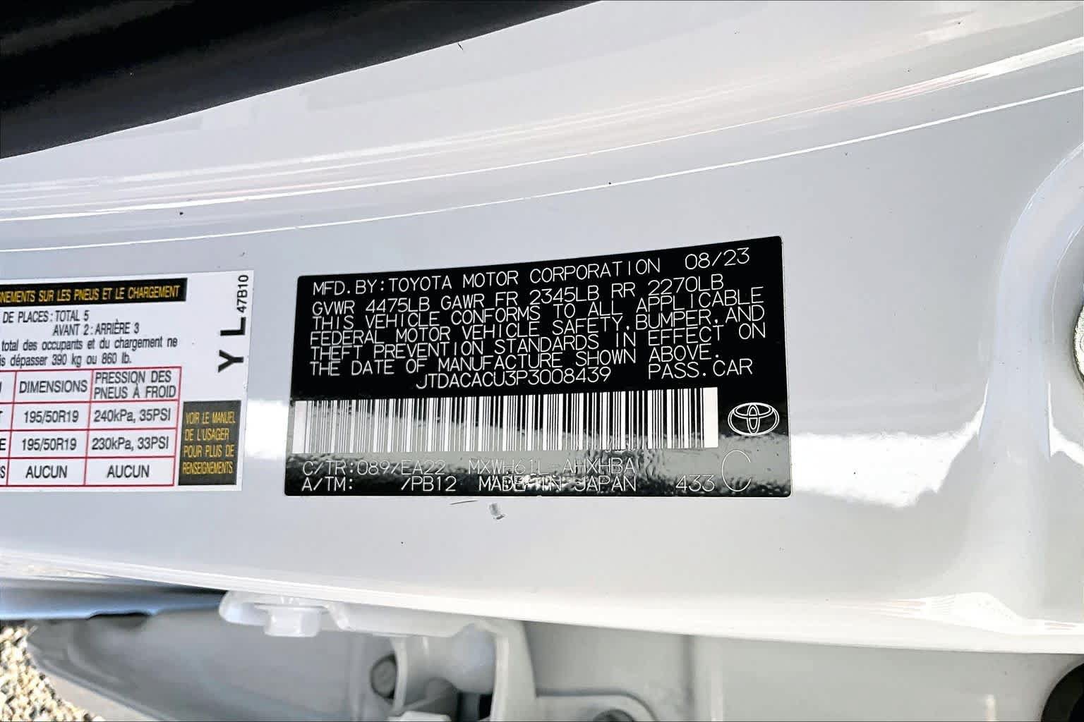 Used 2023 Toyota Prius Prime Premium FWD image 36