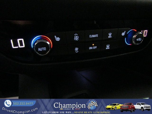 Used 2018 Buick Enclave Essence AWD/4WD image 36