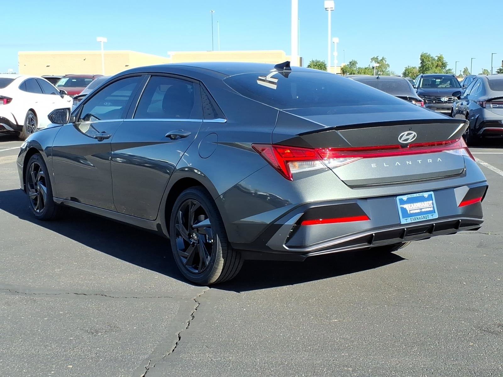 New 2026 Hyundai Elantra SEL Sport Premium image 3