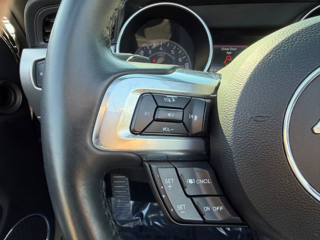 Used 2021 Ford Mustang Premium RWD image 13