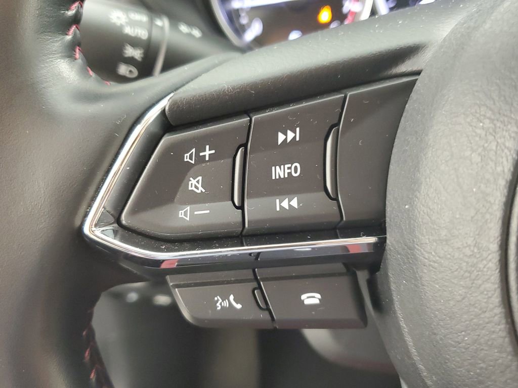 Used 2021 MAZDA CX-5 Carbon Edition image 24