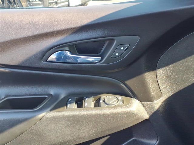 Used 2024 Chevrolet Equinox LT image 23