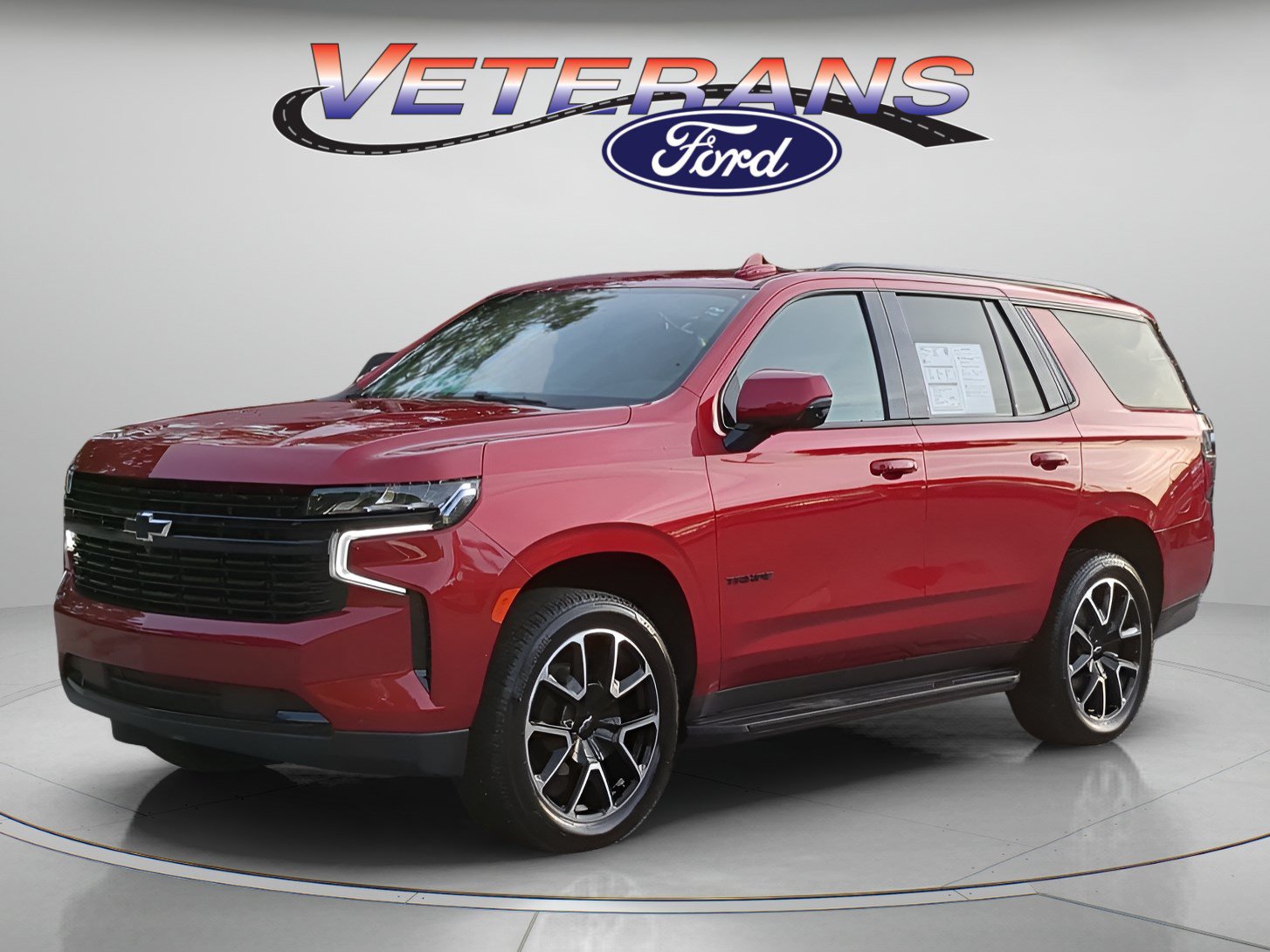 Used 2024 Chevrolet Tahoe RST w/ Luxury Package RWD image 1