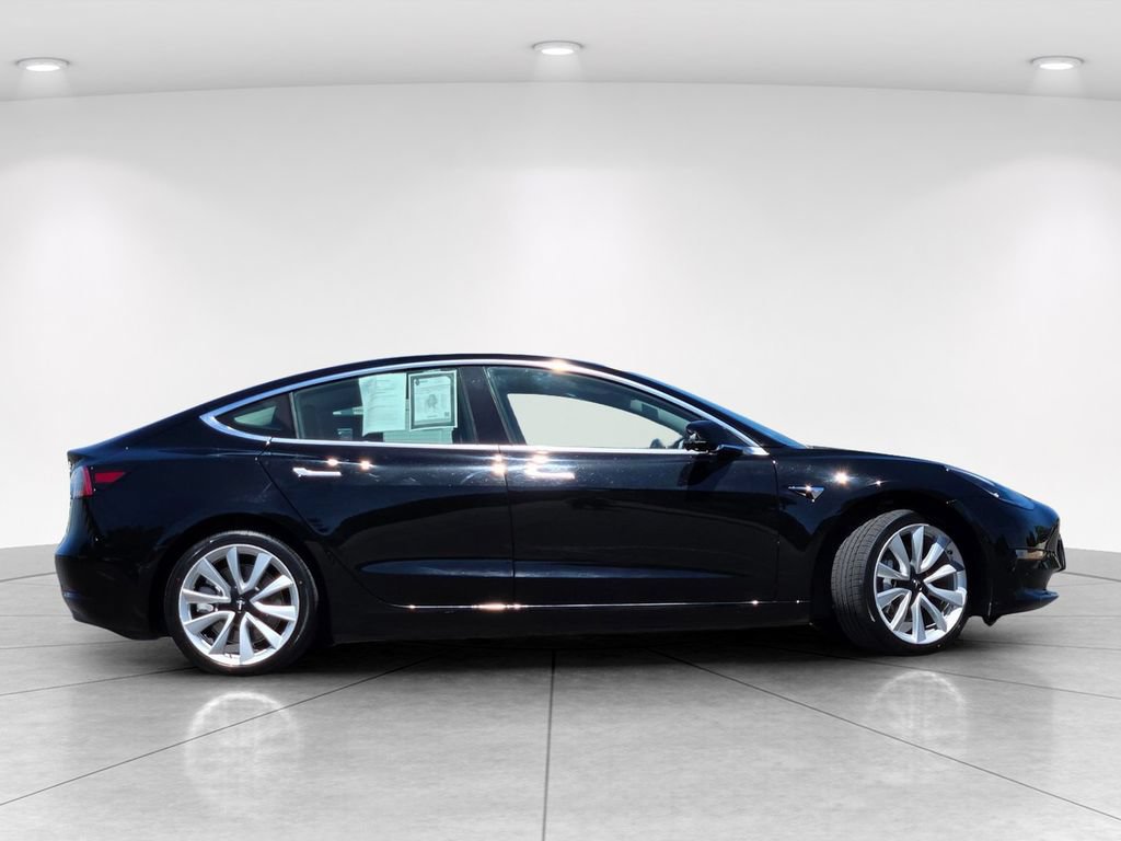 Used 2019 Tesla Model 3 Standard Range Plus RWD image 3