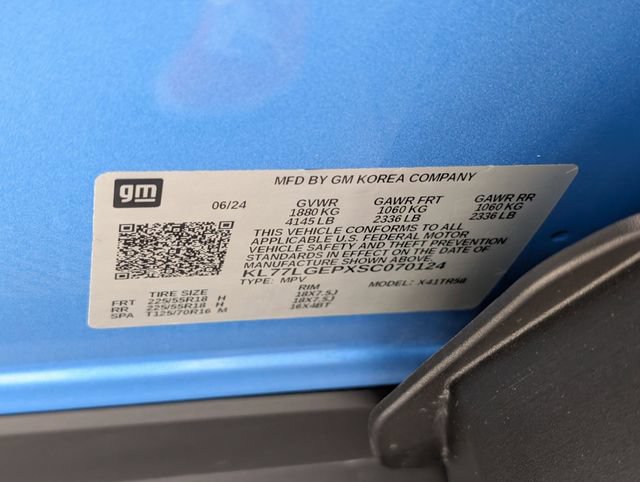 Used 2025 Chevrolet Trax RS FWD image 32