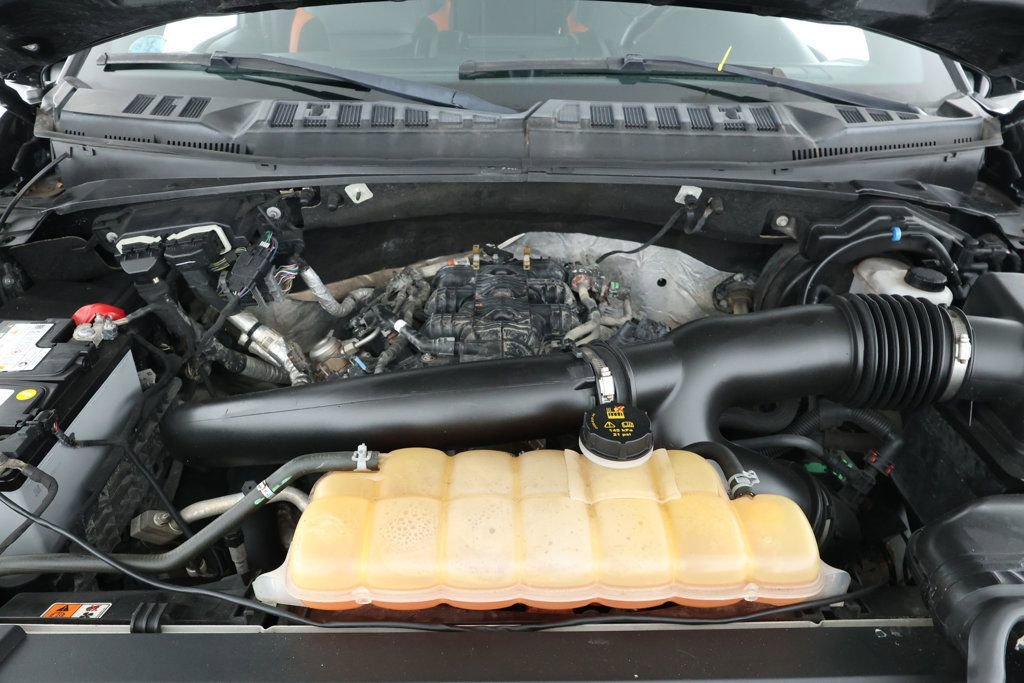 Used 2018 Ford F150 Raptor w/ Equipment Group 802A Luxury image 25