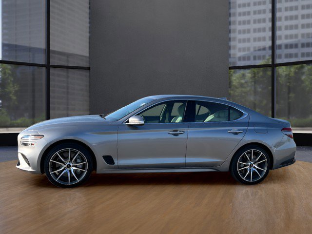 Used 2025 Genesis G70 2.5T image 11