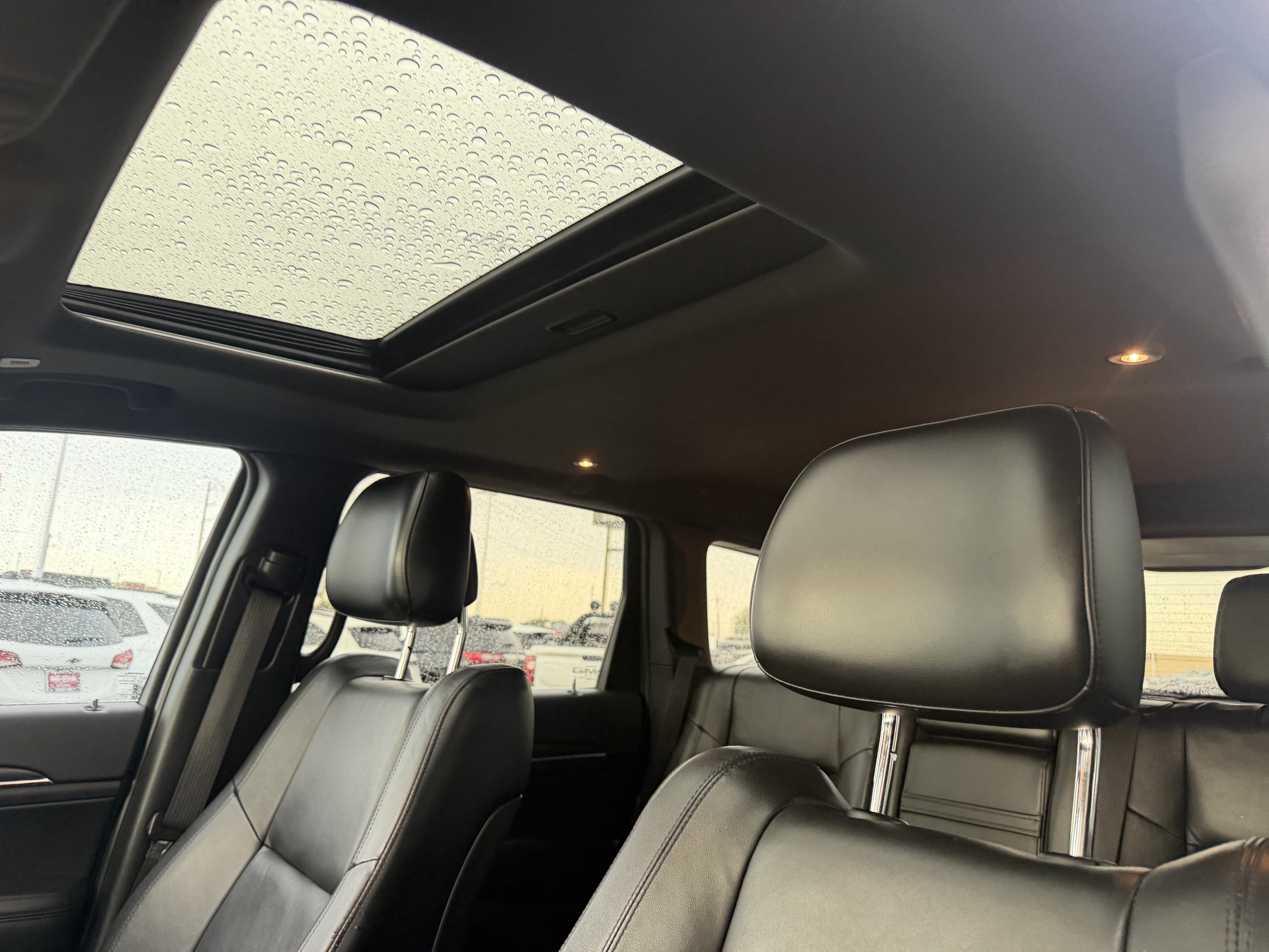 Used 2021 Jeep Grand Cherokee Limited AWD/4WD image 23