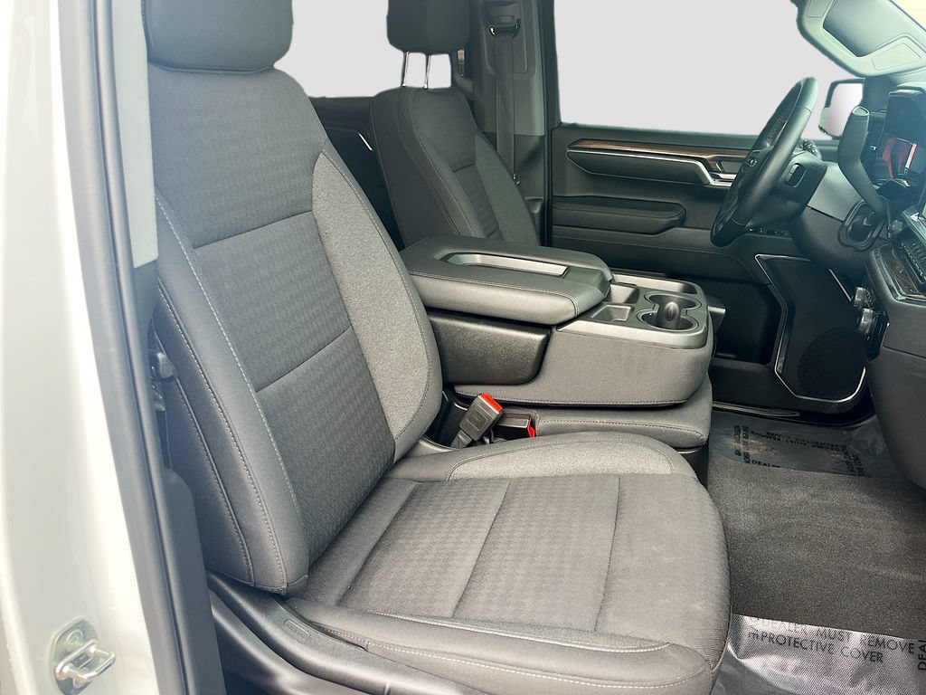 Used 2023 Chevrolet Silverado 1500 LT Trail Boss w/ Protection Package AWD/4WD image 27