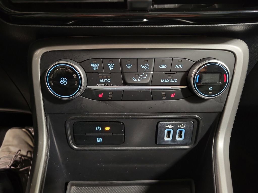 Used 2018 Ford EcoSport Titanium FWD image 18
