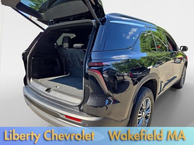 Used 2024 Chevrolet Traverse LT AWD/4WD image 16