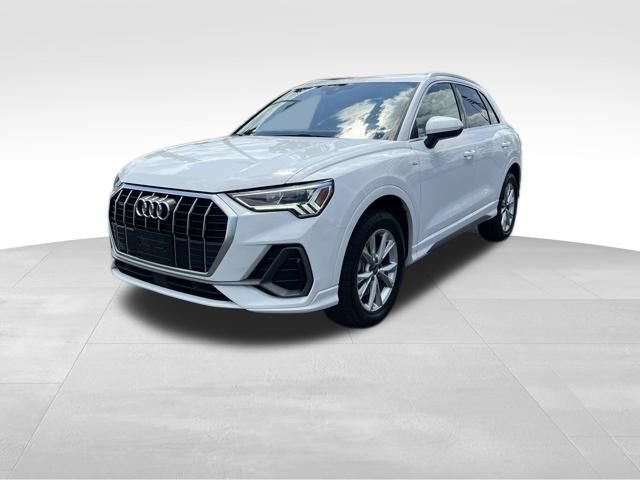 Used 2025 Audi Q3 2.0T Premium AWD/4WD image 3