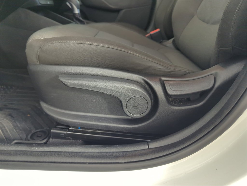 Used 2021 Hyundai Accent SE image 13