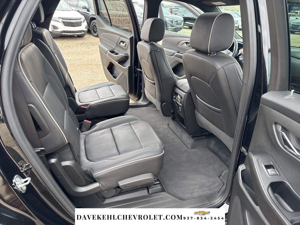 Used 2023 Chevrolet Traverse Premier w/ Redline Edition image 24