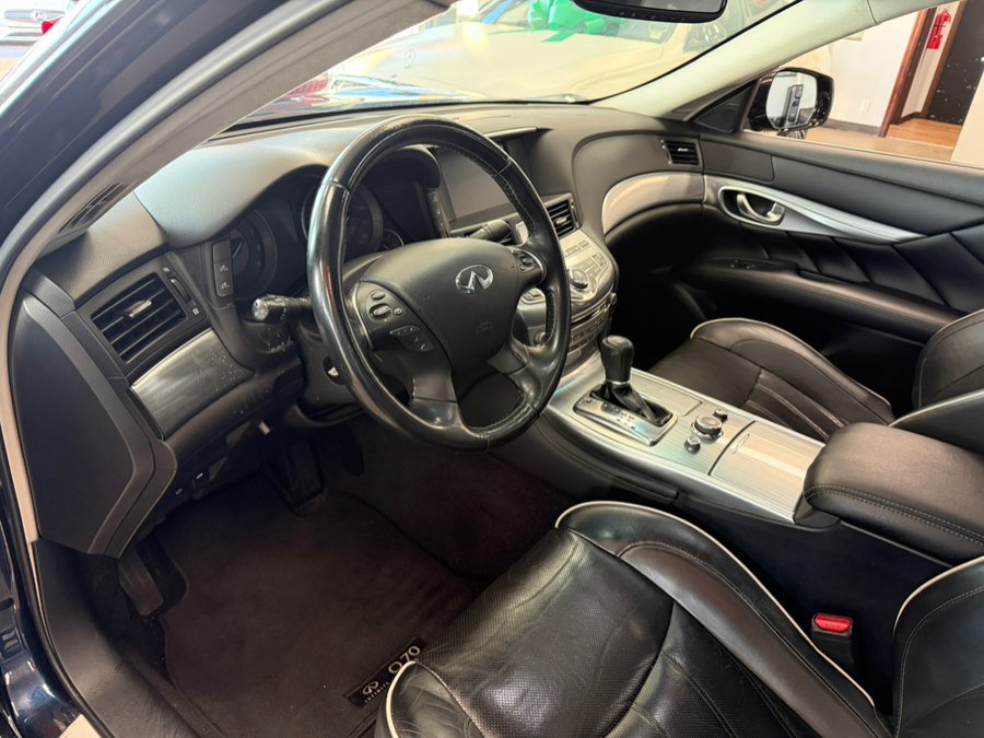 Used 2019 INFINITI Q70 Luxe RWD image 20