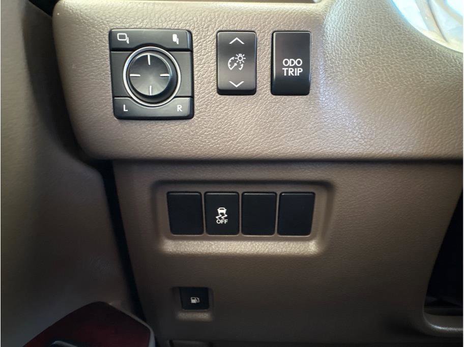 Used 2010 Lexus GX 460 image 27