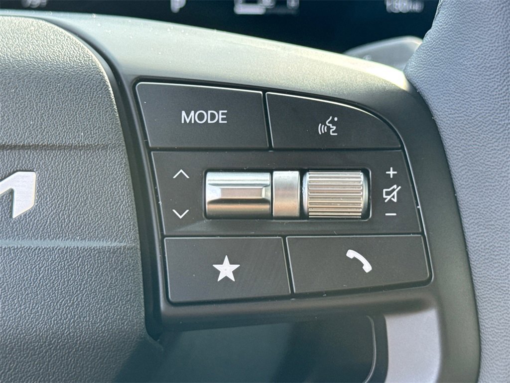 New 2025 Kia K4 EX image 26