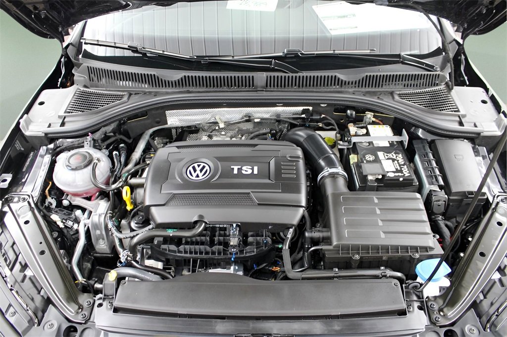 Used 2025 Volkswagen Jetta GLI Autobahn image 26