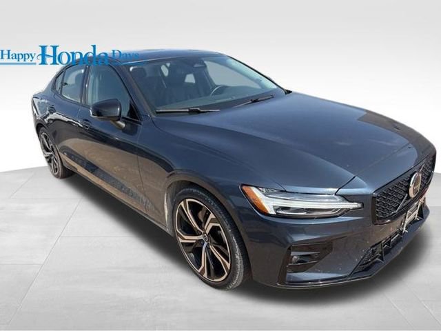 Used 2024 Volvo S60 B5 Plus image 13