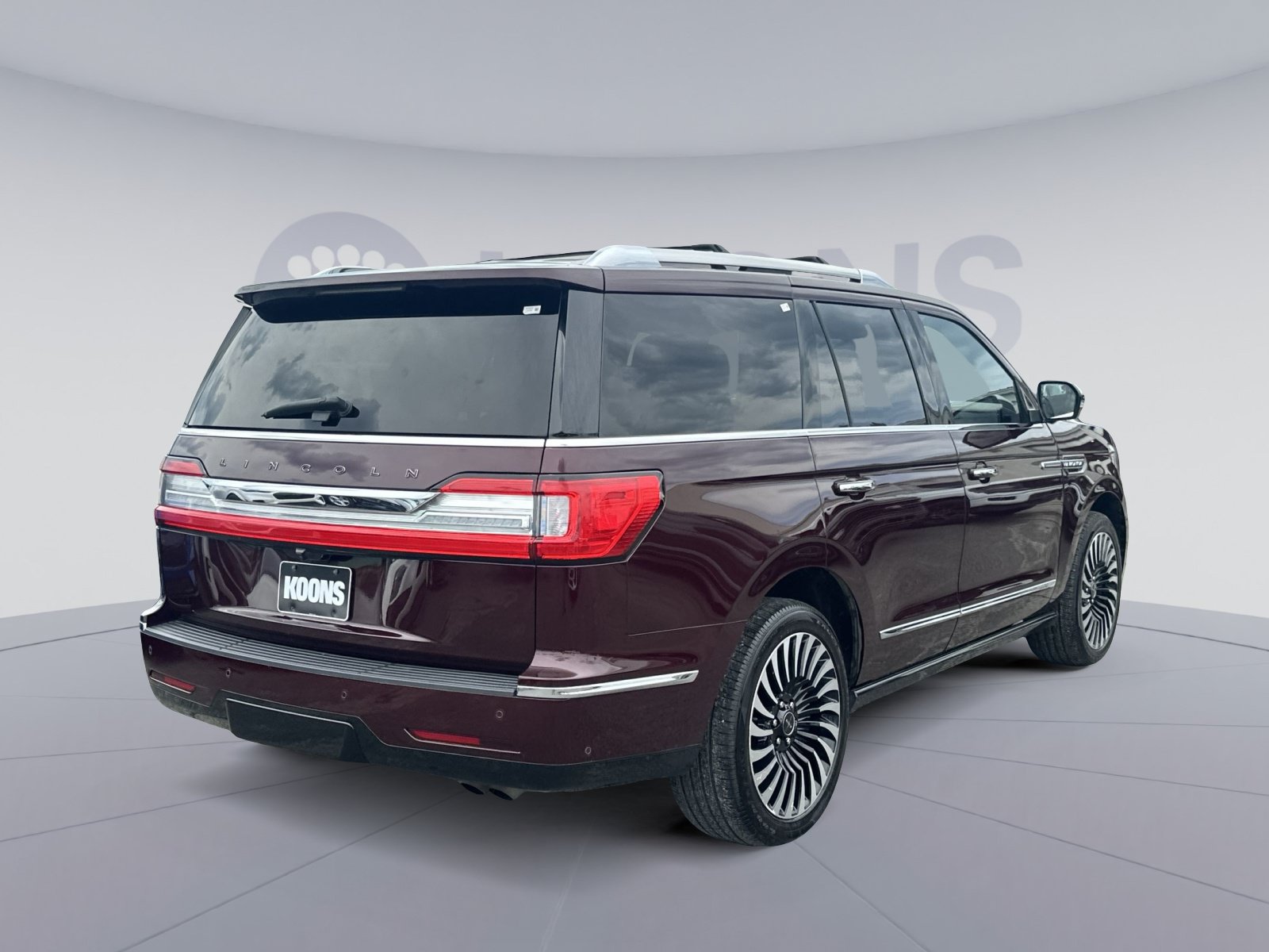 Used 2018 Lincoln Navigator Black Label AWD/4WD image 16