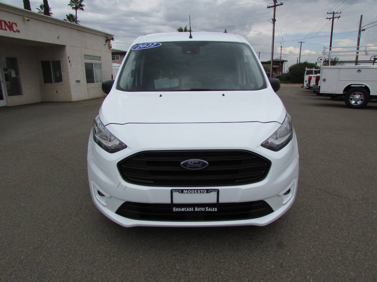 Used 2022 Ford Transit Connect XLT w/ CNG/LPG Engine Prep Package FWD image 3