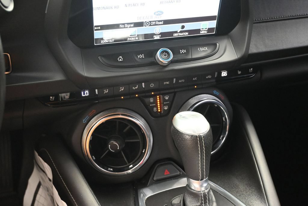 Used 2016 Chevrolet Camaro SS RWD image 19