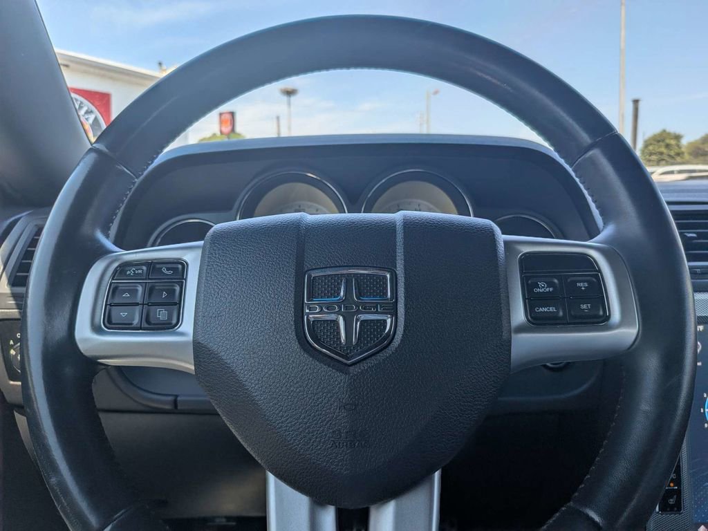 Used 2013 Dodge Challenger R/T RWD image 24